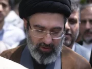 Novo líder no Irã representa continuidade da repressão, afirma especialista