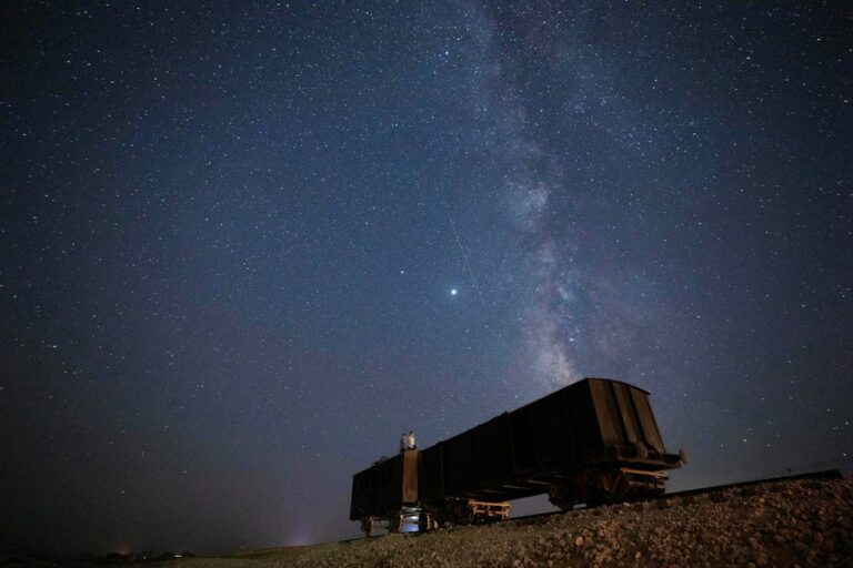 Chuva de meteoros Perseidas tem auge nesta quarta e deve ...