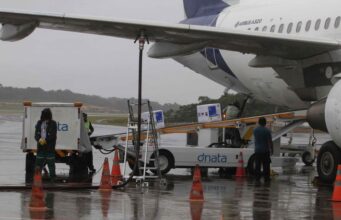Amazonas recebe 34,5 mil doses da vacina contra Covid para crianças