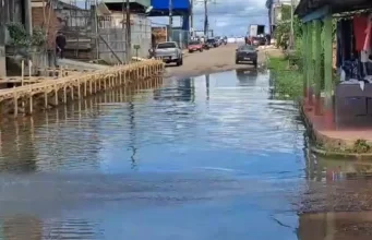 Subida do Rio Solimões afeta nove bairros em Manacapuru, no AM