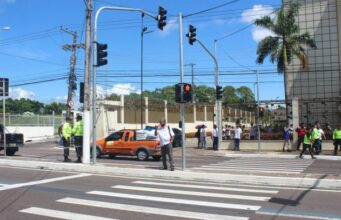 Semáforos inteligentes começam a ser instalados em Manaus; saiba como vai funcionar