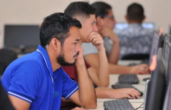 Provão Eletrônico abre inscrições para conclusão do ensino fundamental ou médio em Manaus