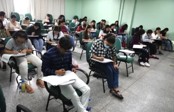 UEA divulga gabarito oficial do Vestibular acesso 2024 nesta quarta