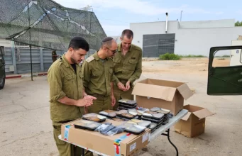 Até 5.000 refeições por dia: brasileiro faz marmitas em grupo de voluntário para soldados de Israel