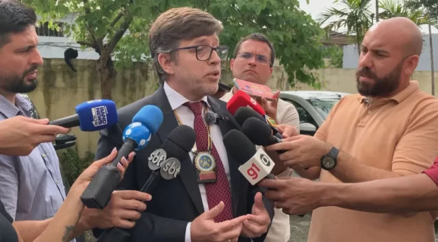 BR_CNN_050624_LINK_RJ_COLETIVA_DELEGACIA_BRIGADEIRAO_frame_82731