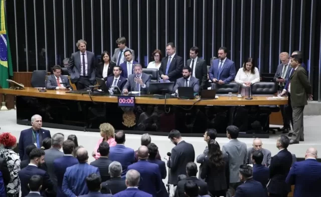 Com a aprovação da urgência, os deputados poderão analisar o texto diretamente no plenário 11/06/2024 - Mário Agra/Câmara dos Deputados