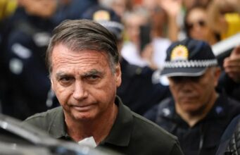 PGR defende que Bolsonaro seja mantido em prisão domiciliar