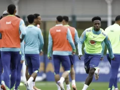 Vinicius Júnior diz que seleção evolui sob comando de Carlo Ancelotti