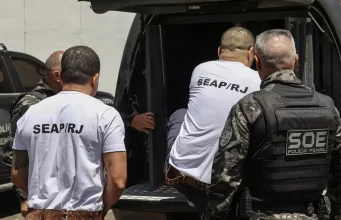 Chefes do Comando Vermelho são transferidos para presídios federais