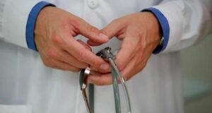 Congresso aprova exame obrigatório para exercício da medicina