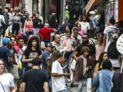 População no Brasil cresce em ritmo menor e está envelhecendo