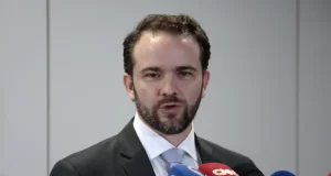 Novo Desenrola permitirá uso do FGTS para renegociação de dívidas