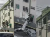 Avião de pequeno porte cai e atinge prédio em Belo Horizonte