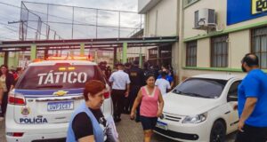 Adolescente invade escola e mata duas funcionárias a tiros no Acre