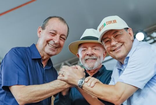 Lula volta de viagem ao Amazonas sem garantia de aliado do PT em palanque local