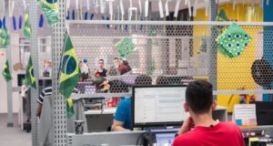 Jogos do Brasil dão folga no trabalho? Saiba o que diz a lei sobre a Copa
