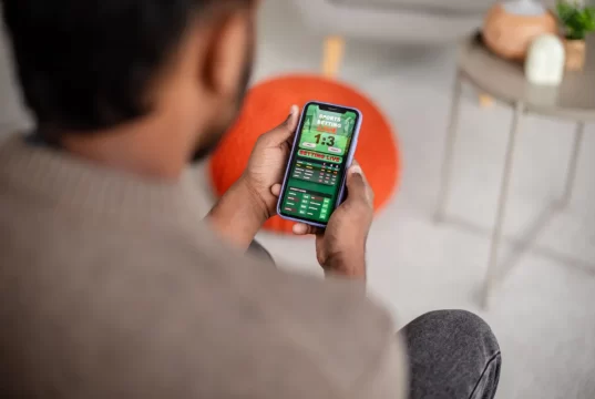 Governo vai penalizar influenciadores que divulgarem bets ilegais
