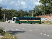 Adolescente de 13 anos morre atropelado ao descer de transporte escolar na BR-174, em Manaus