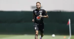Para “otimizar” recuperação, Neymar está fora do jogo contra o Haiti