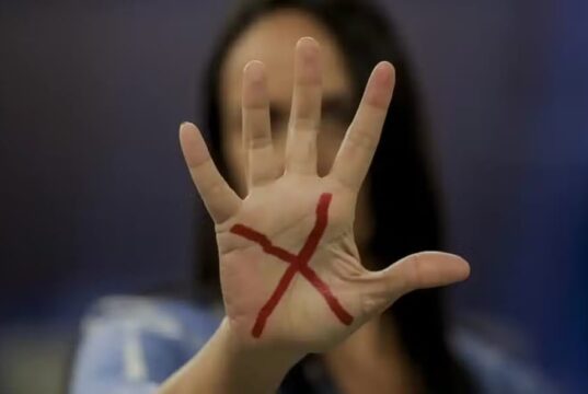 Feminicídios no AM: 78% das vítimas tinham mais de 35 anos e metade dos casos envolveu arma branca