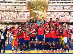 Fifa “corta” Donald Trump de foto da Espanha campeã mundial