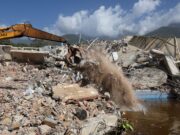 Sobe para 2.595 número de mortos em terremotos na Venezuela