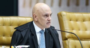 Moraes dá 48 horas para Bolsonaro informar se autorizou vídeo com IA