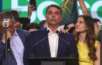 Flávio aparece no TSE filiado ao Missão; PL diz não ter conseguido registrar candidatura e fala em fraude