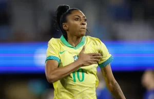 Barça anuncia Kerolin com valor recorde no futebol feminino brasileiro